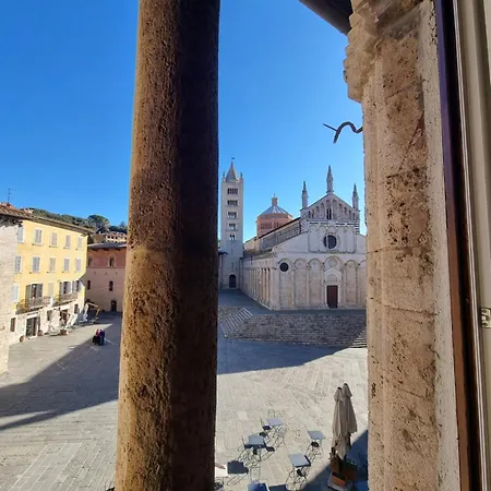 La Dimora Dei Conti Biserno شقة